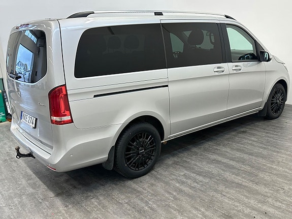 Mercedes-Benz V250 d 4 of 5