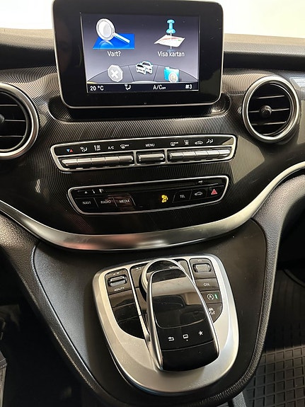 Mercedes-Benz V250 d 10 of 15