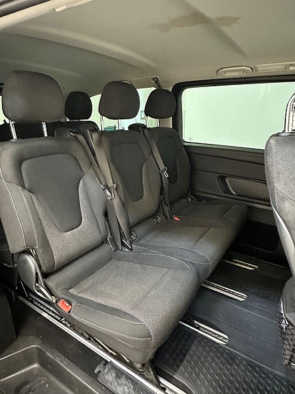 Mercedes-Benz V250 d 12 of 15