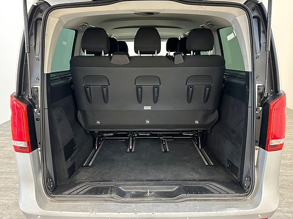 Mercedes-Benz V250 d 15 of 15