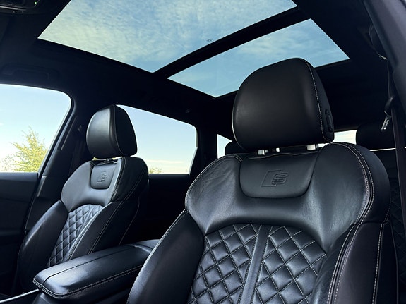 Audi SQ7 6 of 6