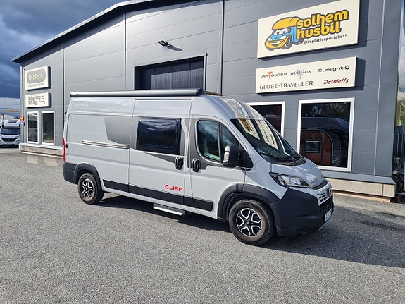 Sunlight Cliff 601 Adventure 5 sovplatser, dieselvärme, aut