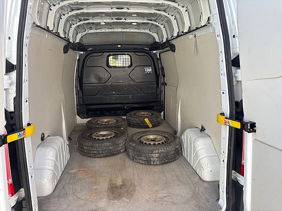 Ford Transit Custom 6 of 7