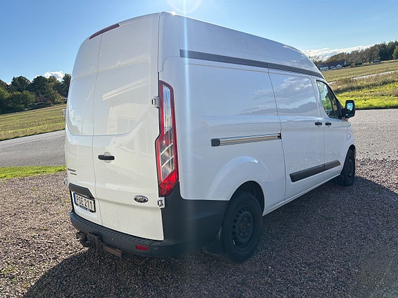 Ford Transit Custom 4 of 5