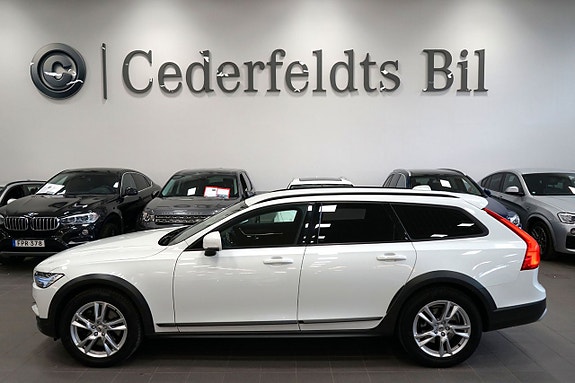Volvo V90 Cross Country