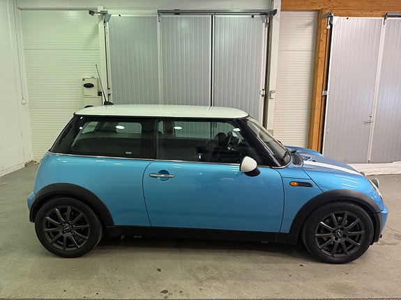 MINI Cooper 14 of 15