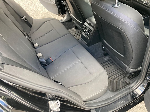 BMW 118d 13 of 21