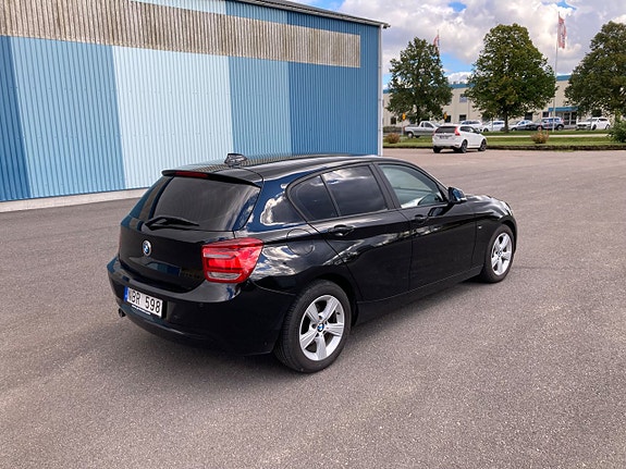 BMW 118d 5 of 5