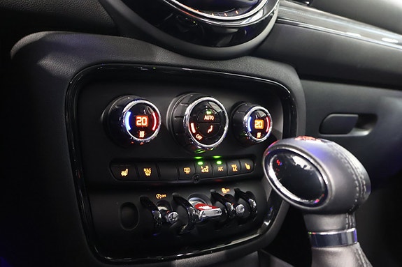 MINI Clubman Cooper S 23 of 26
