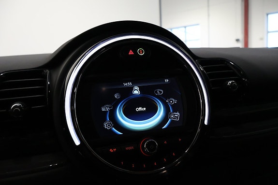 MINI Clubman Cooper S 17 of 26