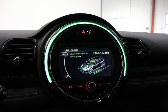 MINI Clubman Cooper S 18 of 26
