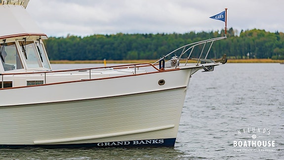 Grand Banks 46 Classic | 2x Caterpillar 3208T 13 of 30