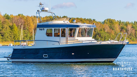 Targa 30.1 | Volvo Penta D6-400 4 of 30