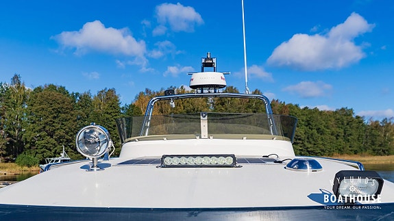 Targa 30.1 | Volvo Penta D6-400 16 of 30