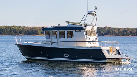 Targa 30.1 | Volvo Penta D6-400 3 of 5