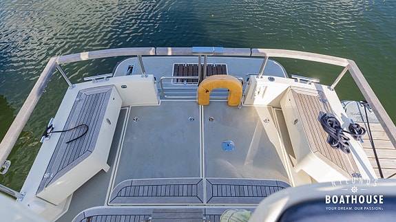 Targa 30.1 | Volvo Penta D6-400 30 of 30