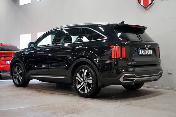 Kia Sorento 5 of 25