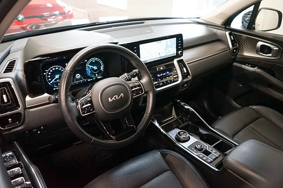 Kia Sorento 9 of 25
