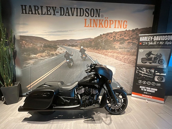 INDIAN Cheiftain Dark Horse