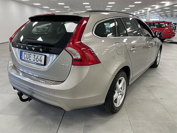 Volvo V60 3 of 12