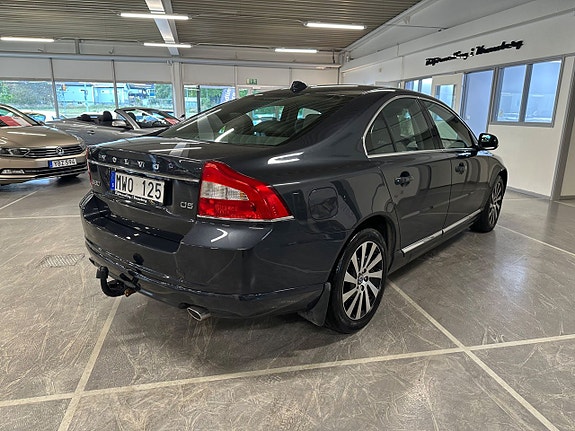 Volvo S80 3 of 16