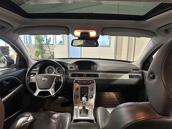Volvo S80 7 of 16