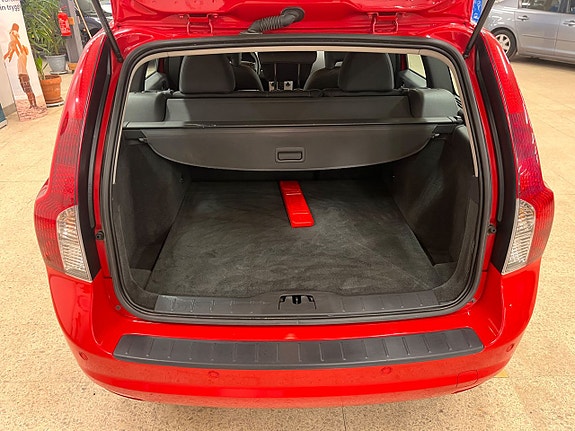 Volvo V50 10 of 16
