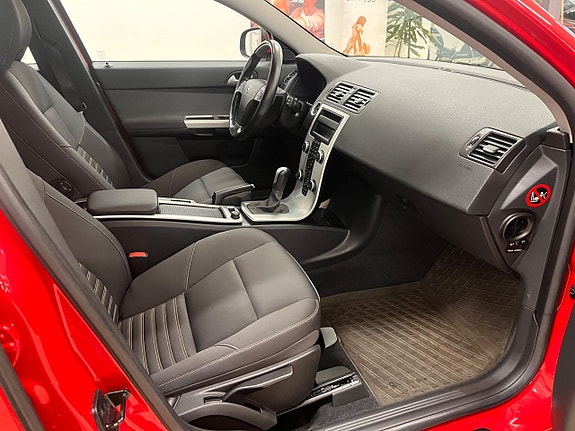 Volvo V50 11 of 16