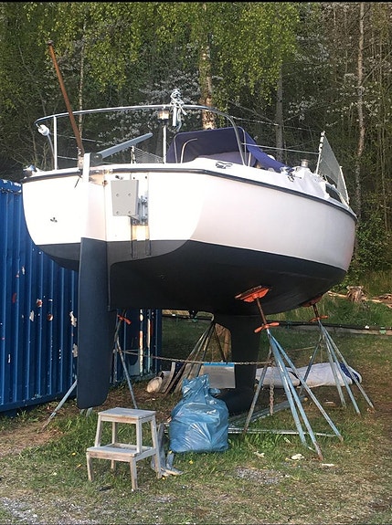 Maxi 77 bra motor och gps, nya dynor 5 of 5