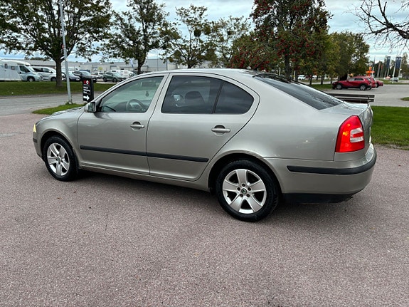 Skoda Octavia 3 of 5
