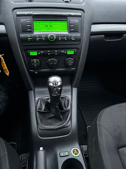 Skoda Octavia 15 of 27