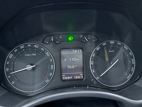Skoda Octavia 13 of 27