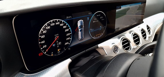 Mercedes-Benz E200 d 20 of 26