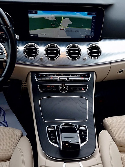 Mercedes-Benz E200 d 19 of 26