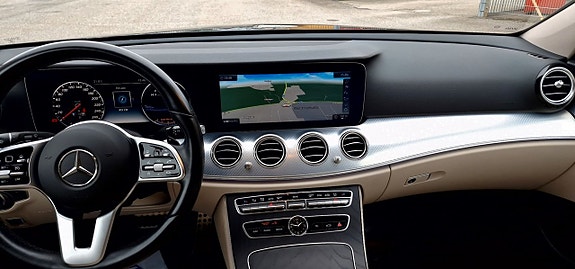 Mercedes-Benz E200 d 14 of 26