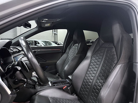 Audi RSQ3 6 of 21