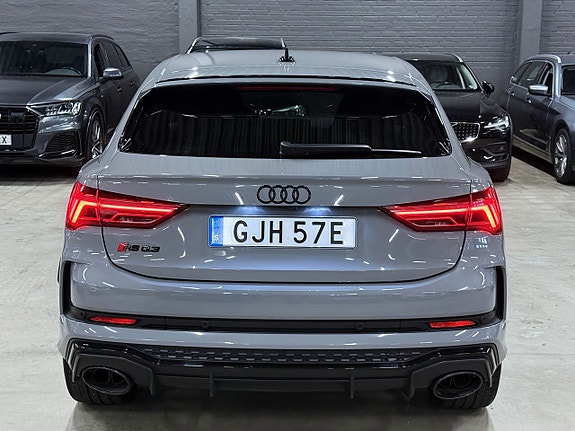 Audi RSQ3 16 of 21