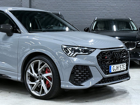 Audi RSQ3 12 of 21