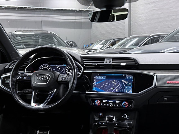 Audi RSQ3 11 of 21