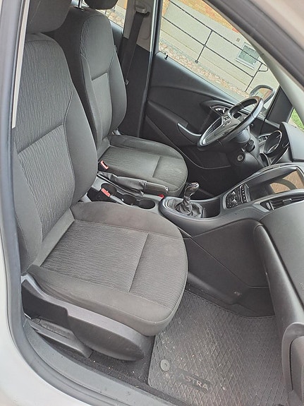 Opel Astra 3 of 5