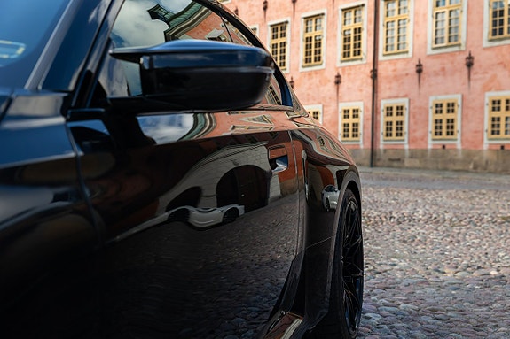 BMW M2 10 of 11