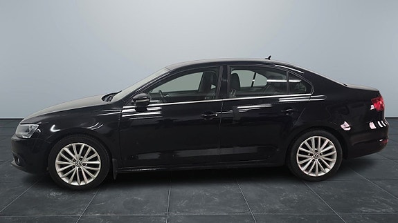 Volkswagen Jetta 8 of 8