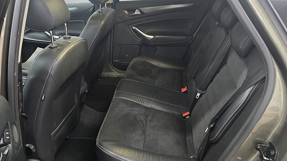 Ford Mondeo 8 of 13