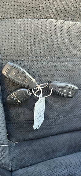 Ford Mondeo 13 of 13