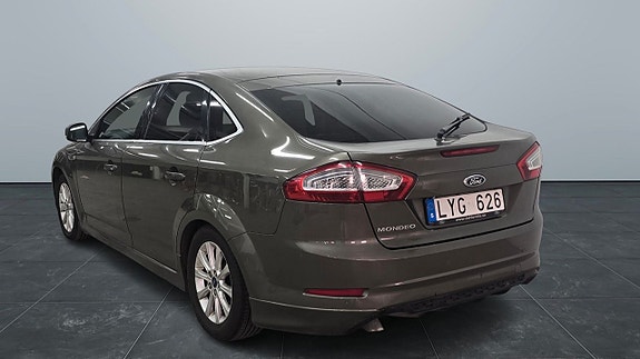 Ford Mondeo 9 of 13
