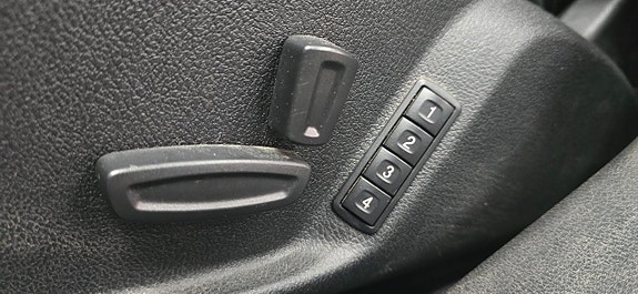 Ford Mondeo 12 of 13