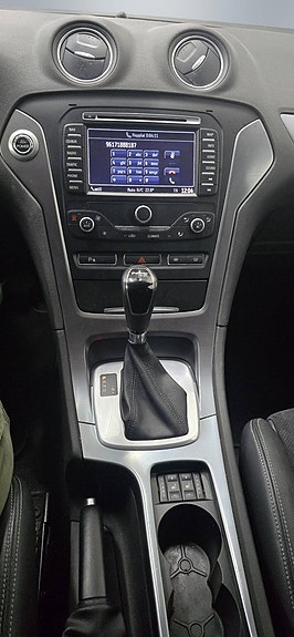 Ford Mondeo 5 of 13