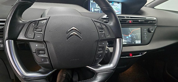 Citroen C4 Picasso 11 of 14