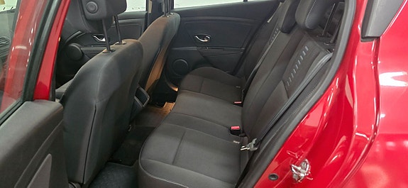 Renault Megane III 8 of 9