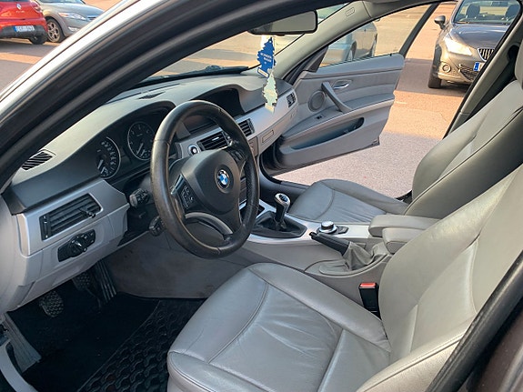 BMW 325d 10 of 13